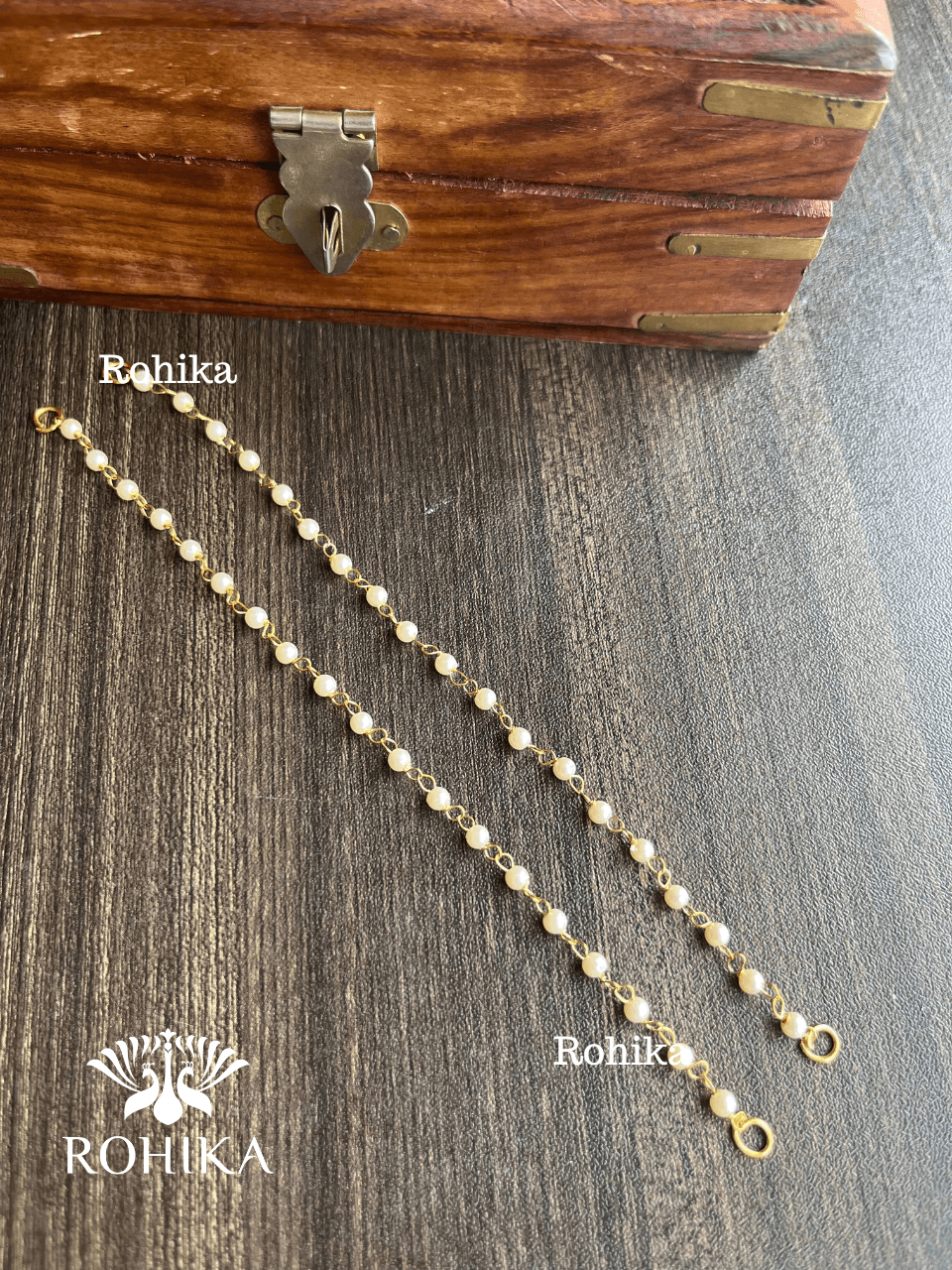 Pearl earchains - White - Rohika Store