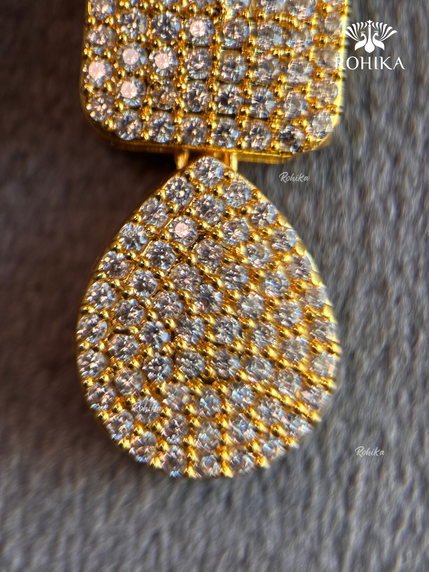 Eira AD necklace set - Golden