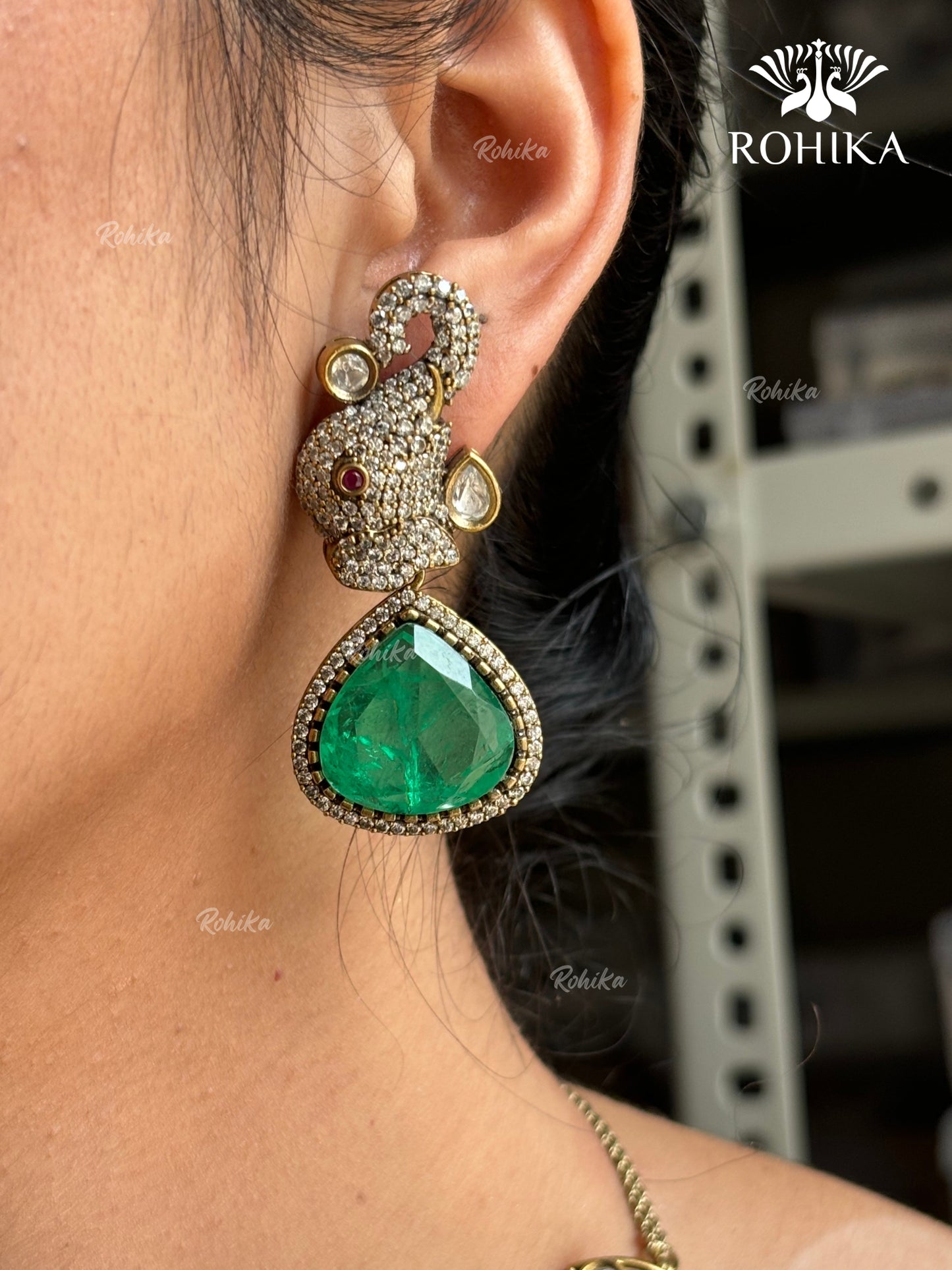 Medha Polki Kundan Doublet  Necklace Set - Dark green