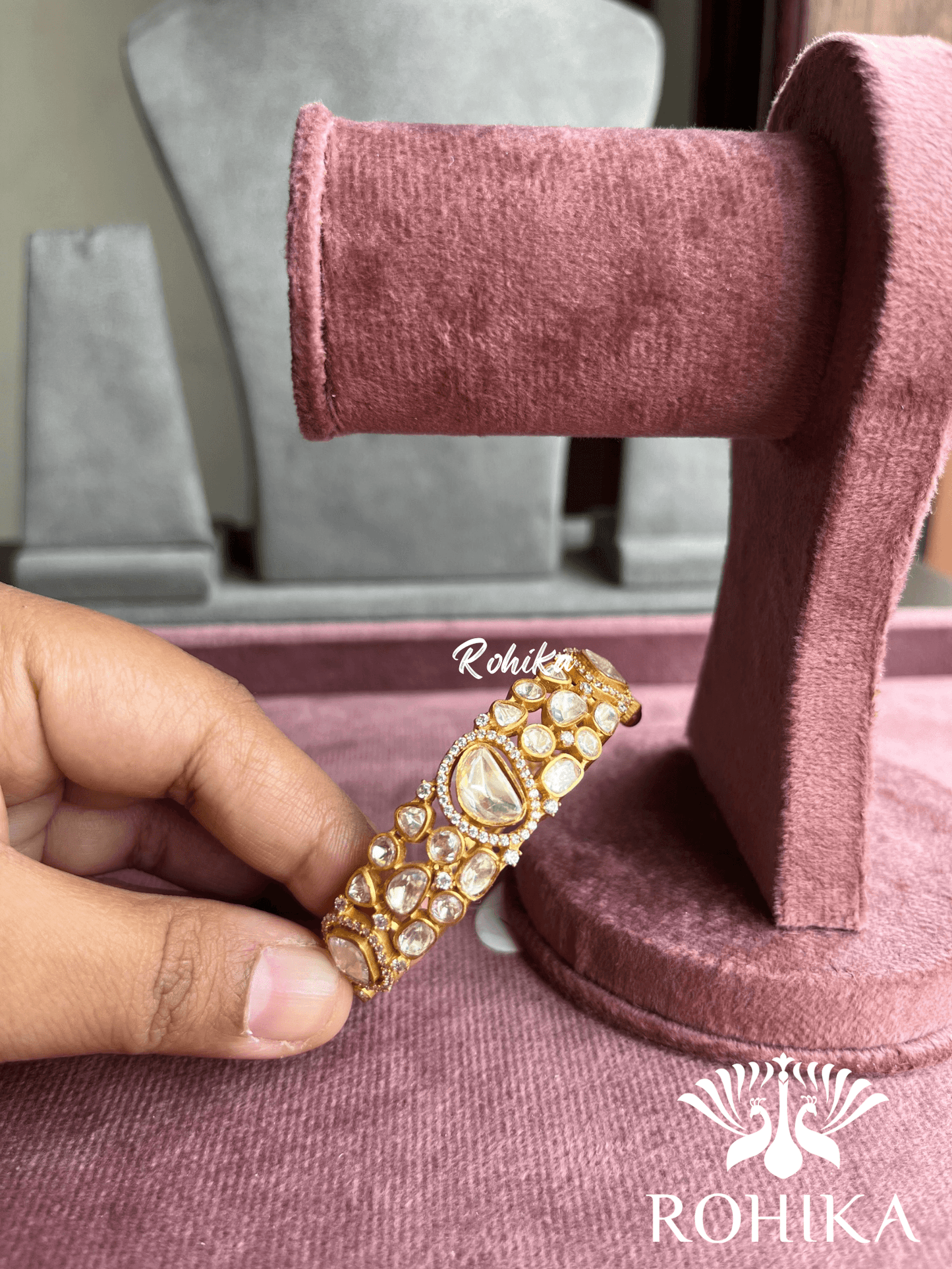 Jiva moisinite kundan bangle/kada - Golden - Rohika Store