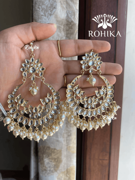 Manta beautiful earrings and tikka - White - Rohika Store
