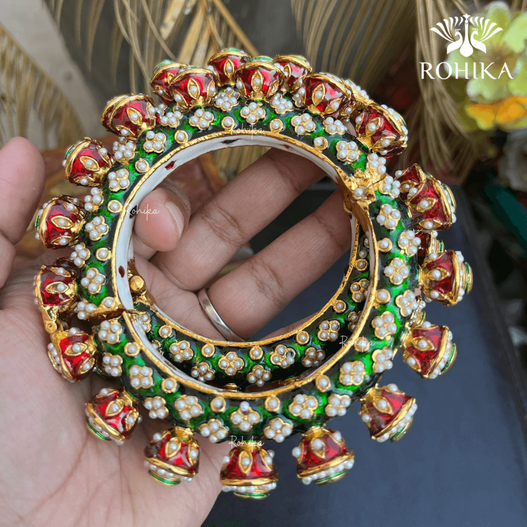 Mrunal kundan bangle/Kada - Green - Rohika Store