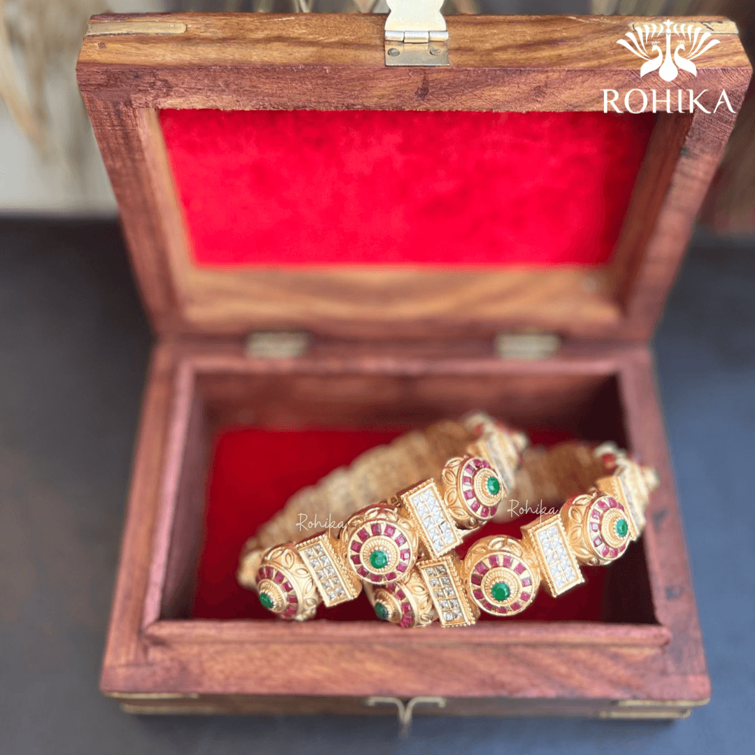 Jadau kundan bangle/Kada set - Red - Rohika Store