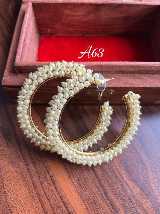 Chanda pearl guchha hoops - Rohika Store