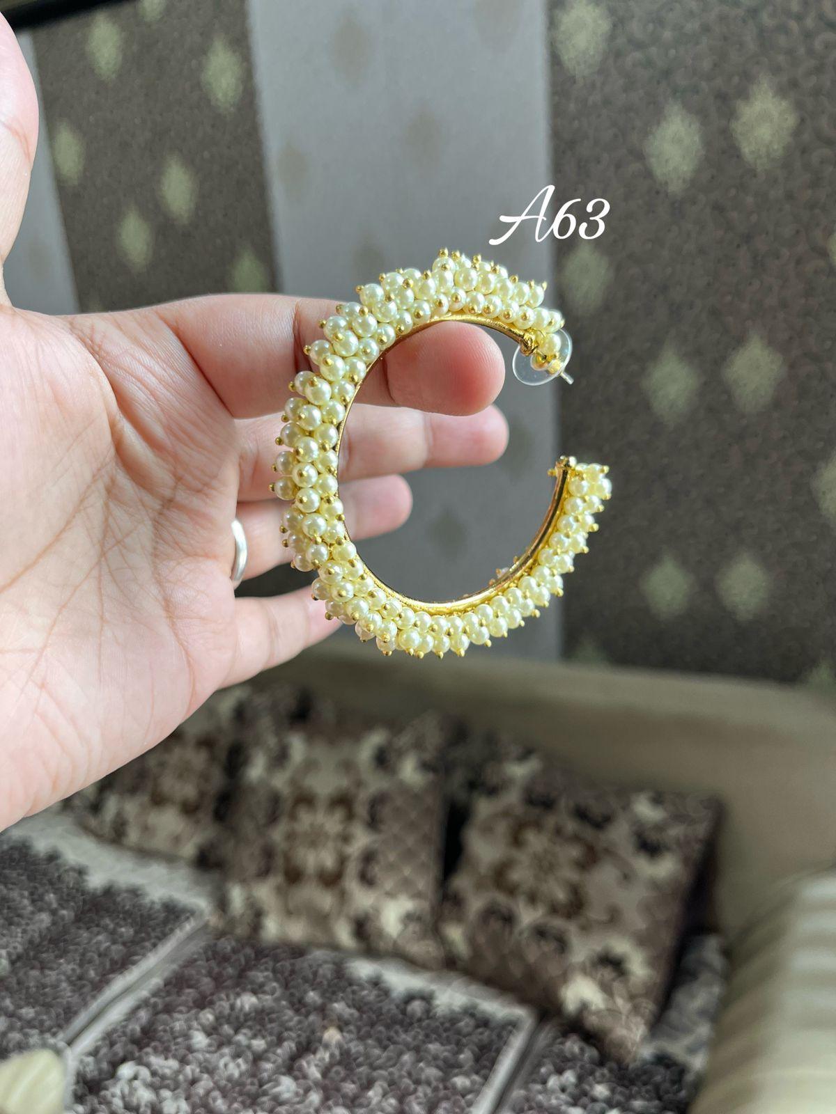 Chanda pearl guchha hoops - Rohika Store