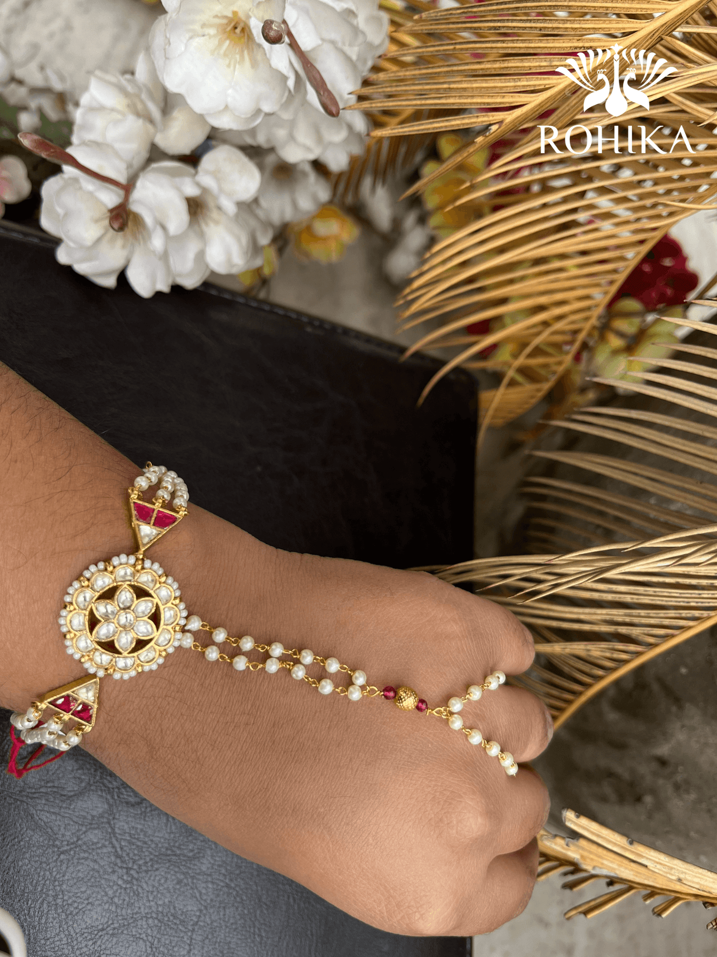 Pachhi kundan haathphool - Rohika Store