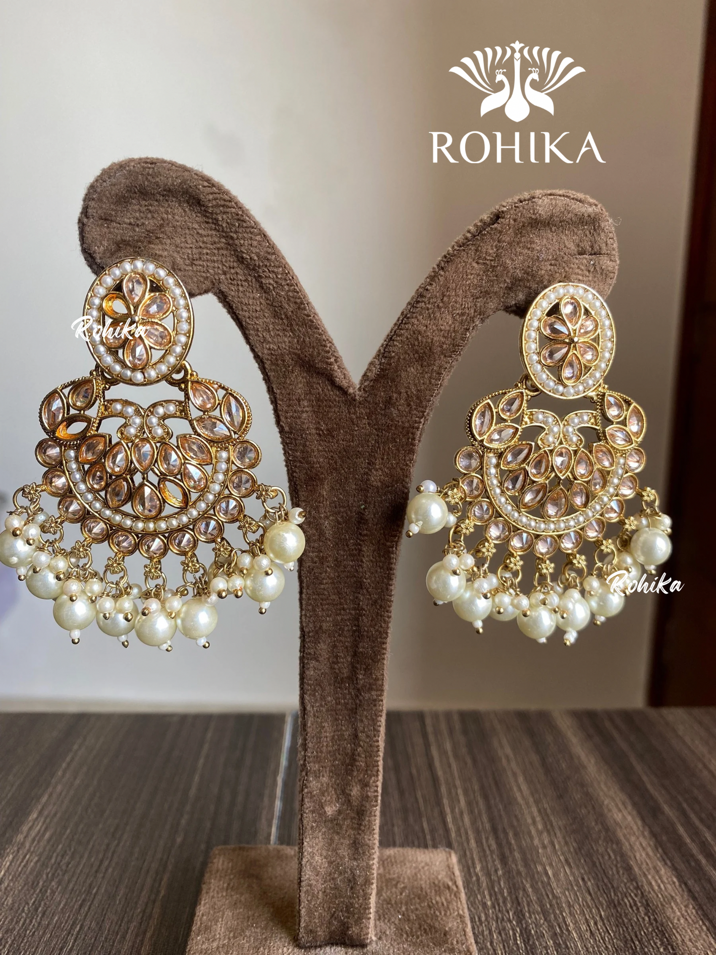 Kanika earrings - White