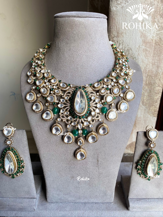 Vaasu moisanite necklace set -  Dark Green