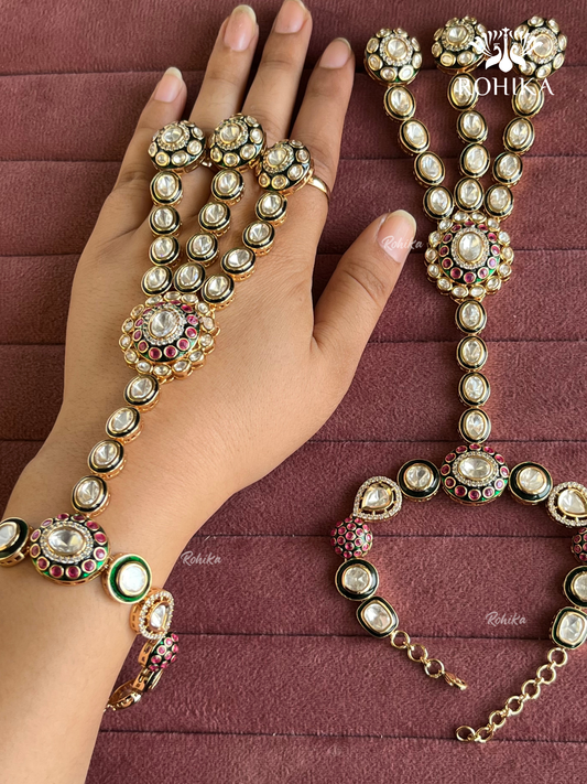 Bikaneri kundan haathphool (HP022) - Green and Ruby Red