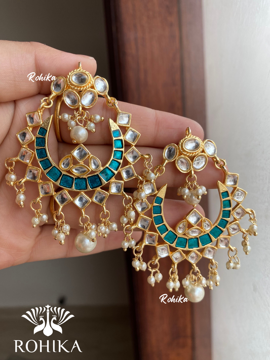 Kavita kundan earrings-Rama green 