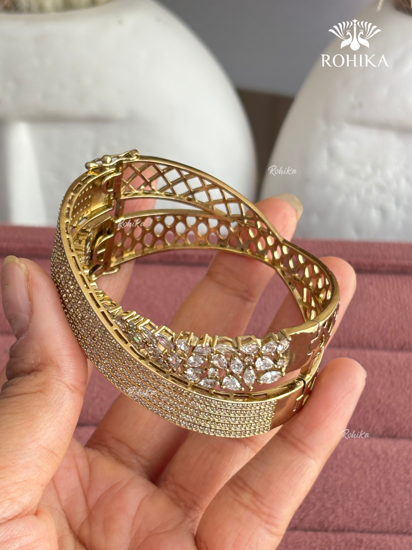 Anne American Diamond Bracelet/Kada (MB-0109) -  Golden