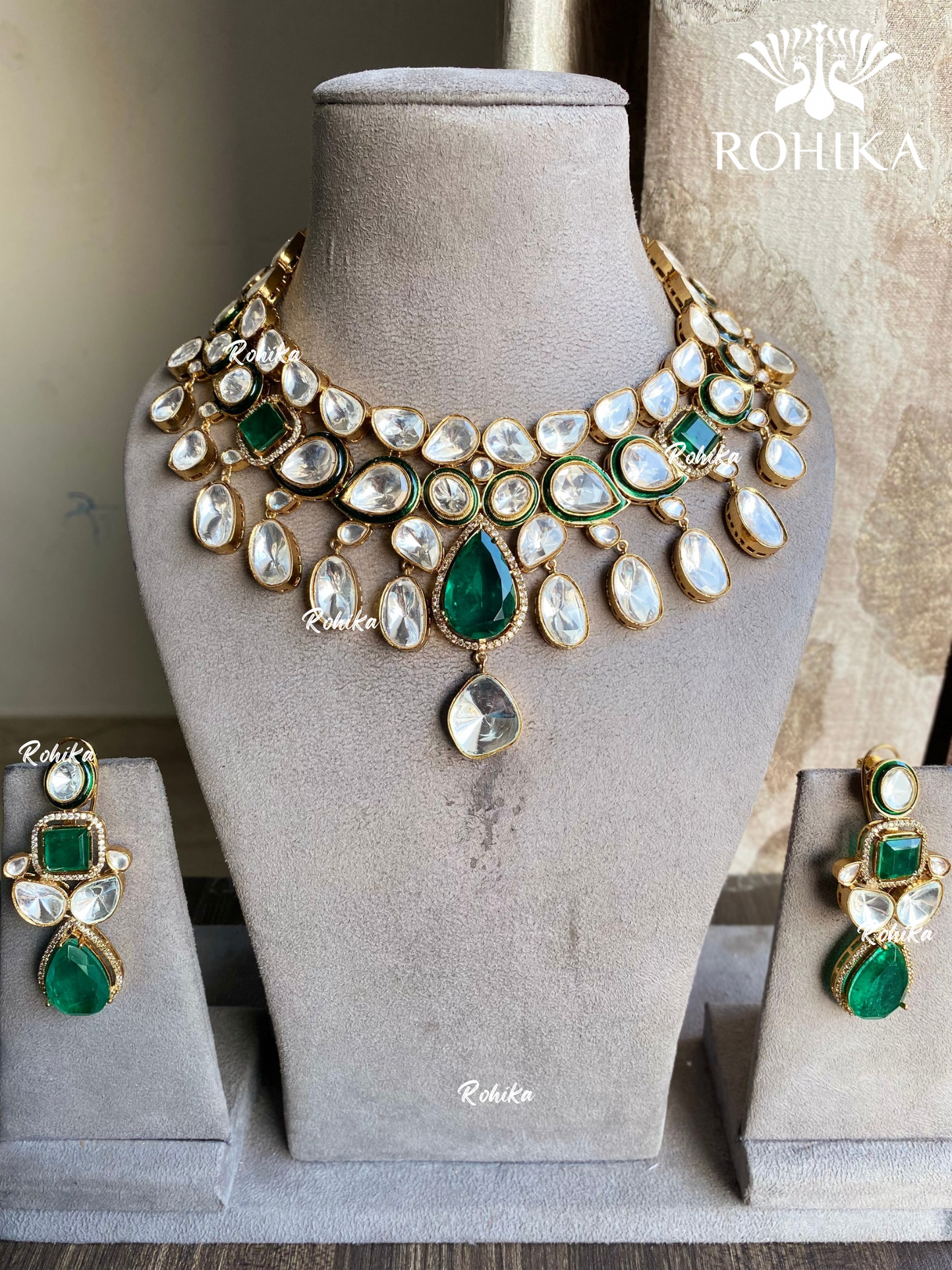 Vyasa polki kundan necklace set - Dark green