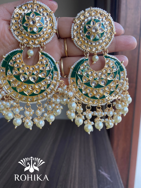 Tisha earrings and maangtikka combo - Green