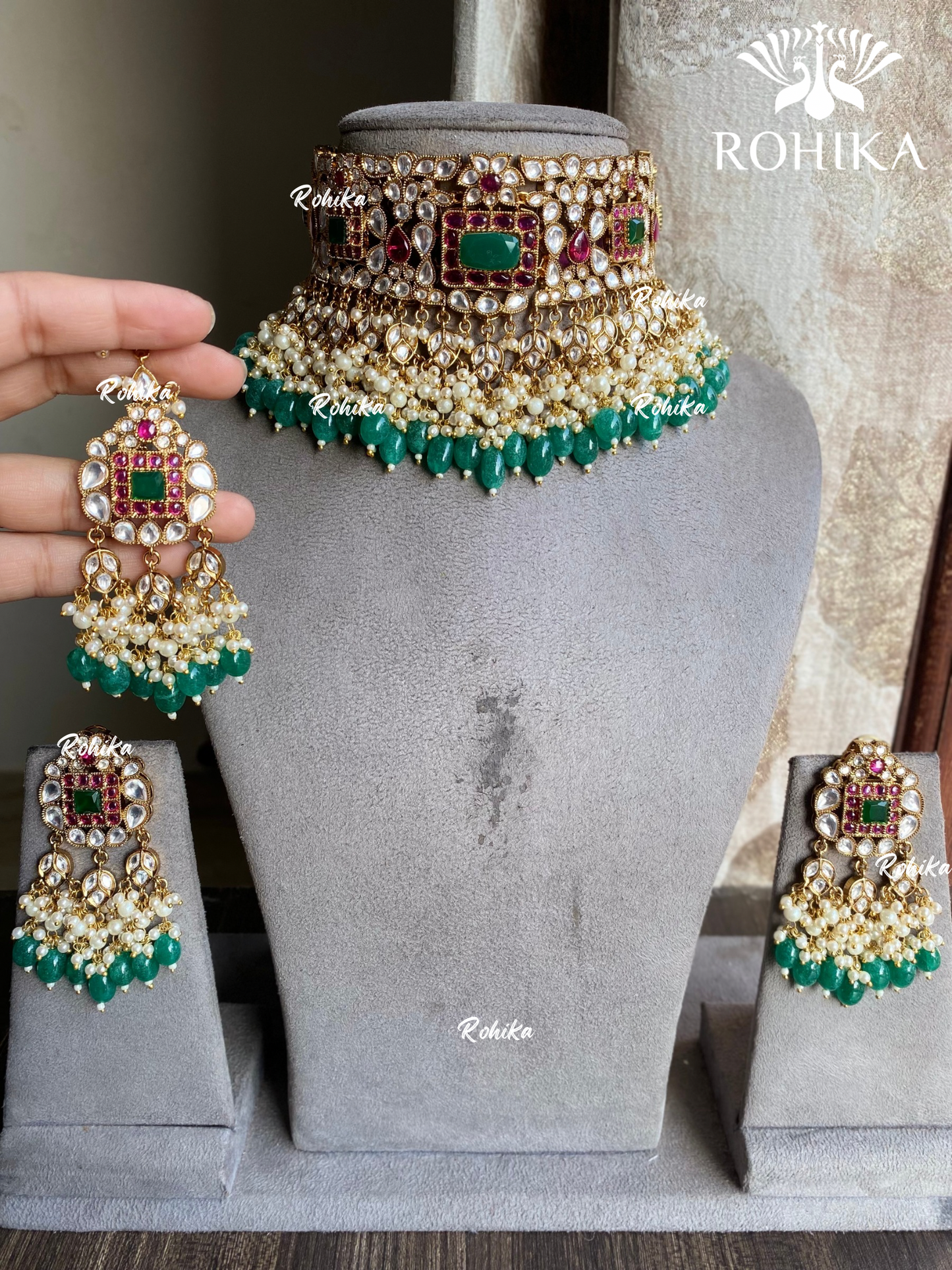 Anita bikaneri jadau kundan choker set - Green and Pink