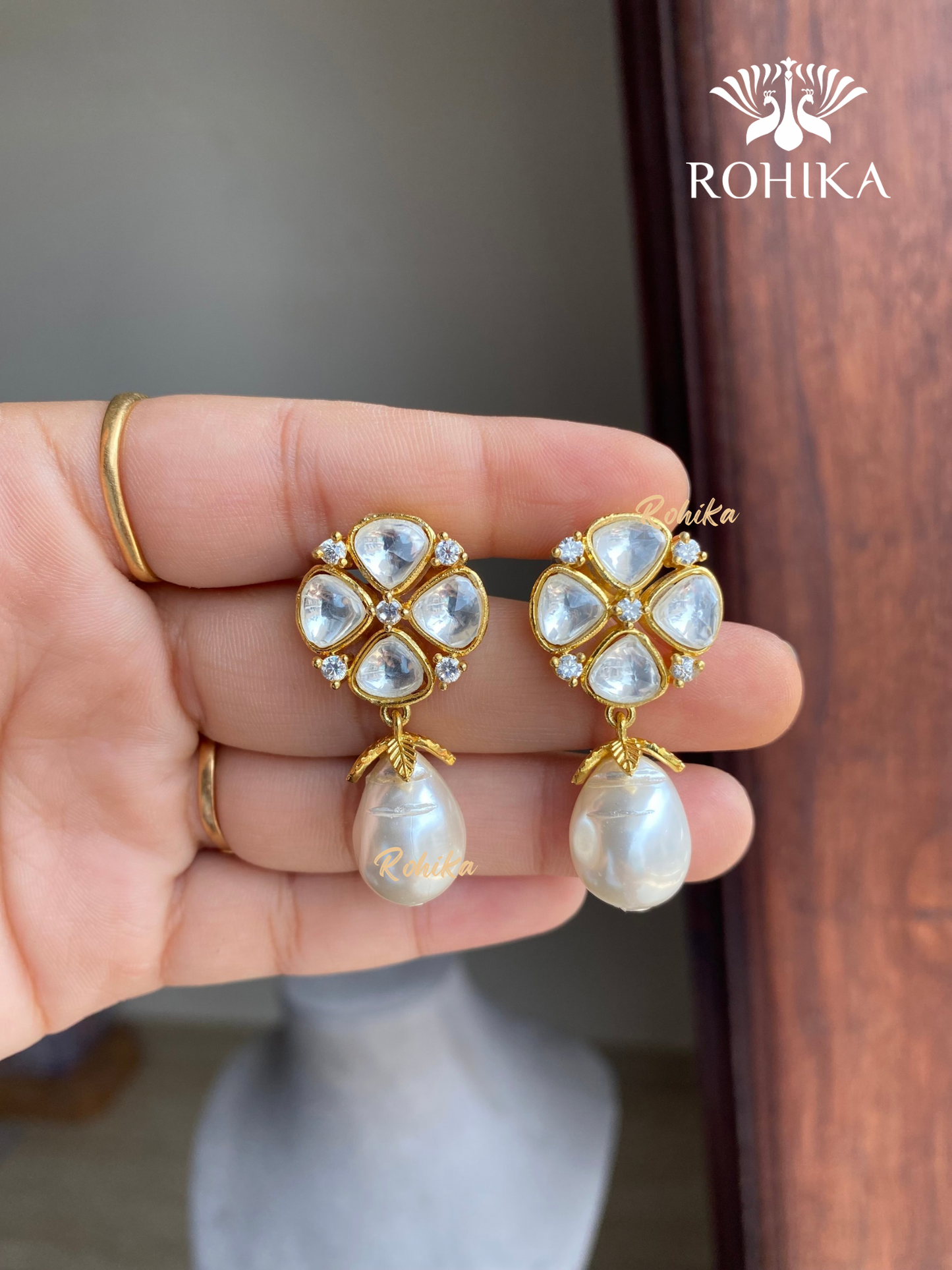 Sunana polki kundan earrings - White