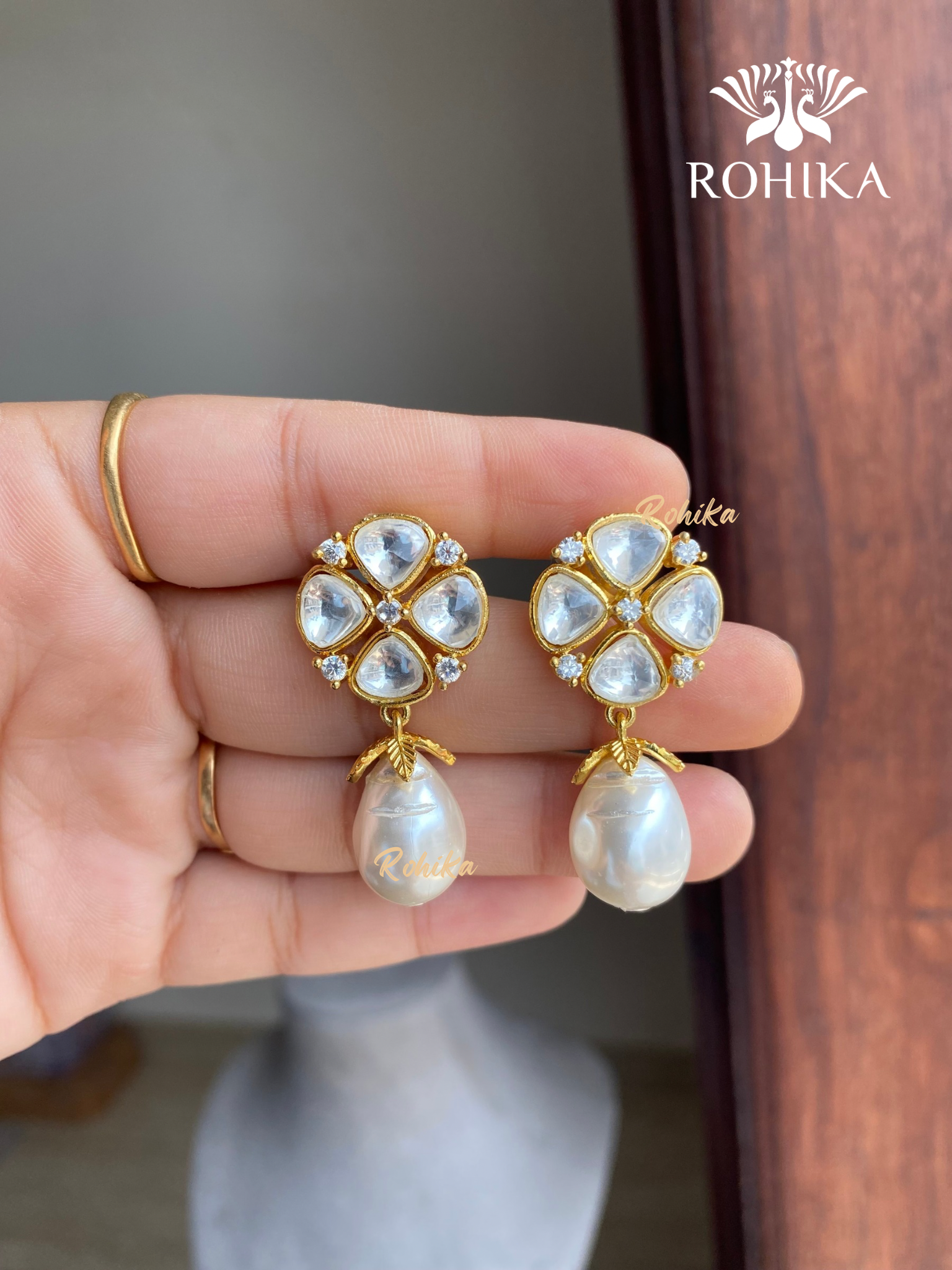 Sunana polki kundan earrings - White