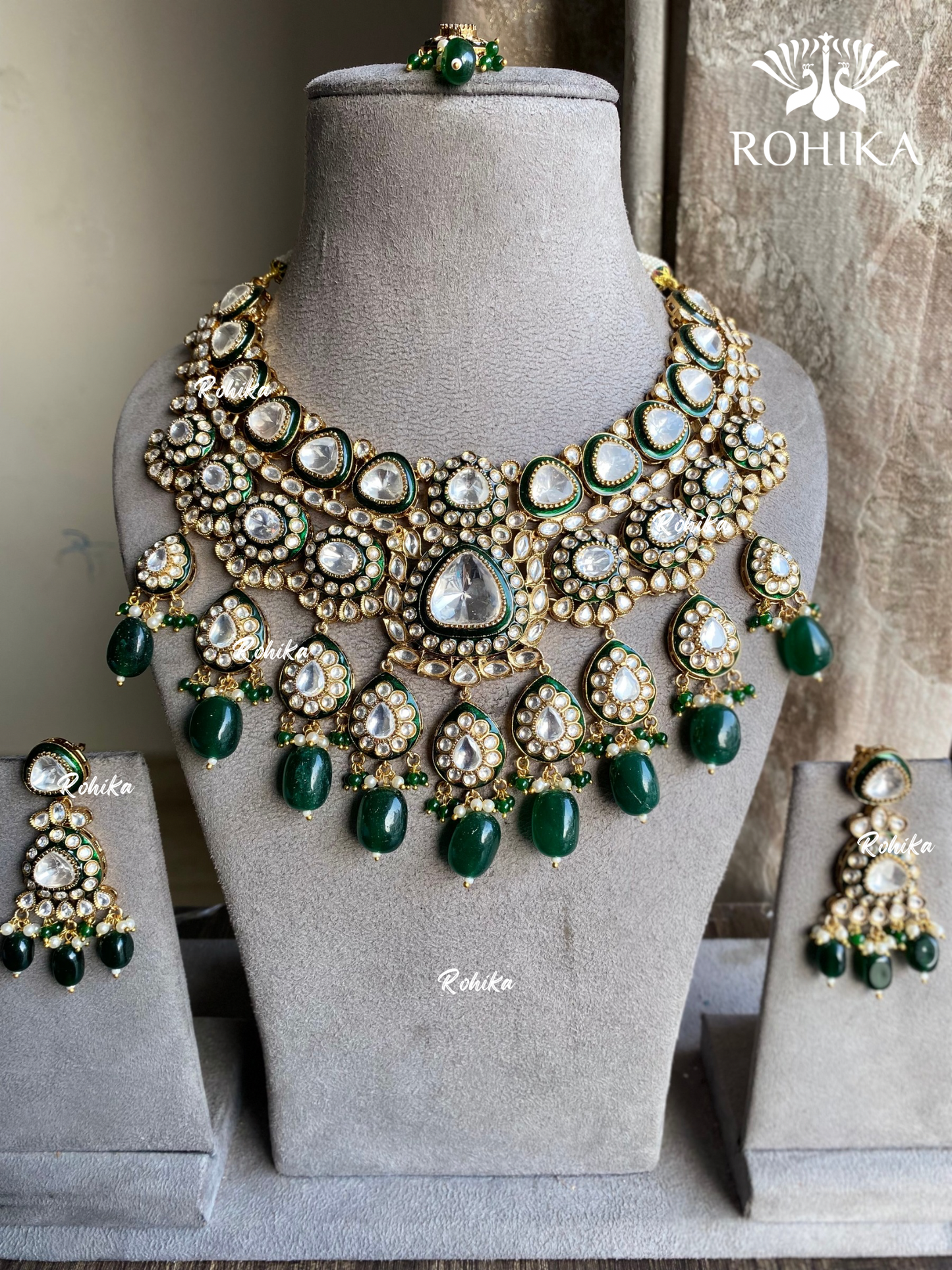 Aarushi bikaneri kundan bridal necklace set - Dark green