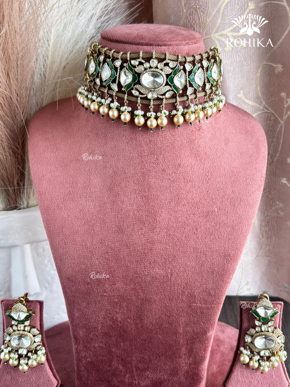 Maanvi Polki Kundan Choker Set - Green