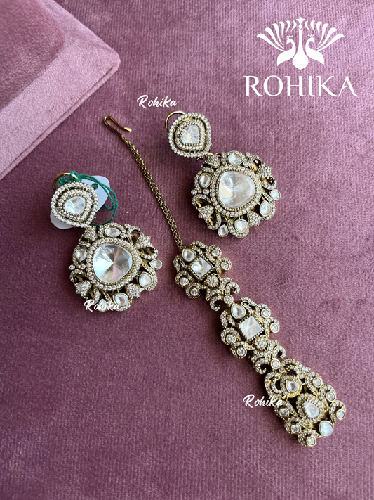 Parineeta polki kundan earrings and maangtikka combo