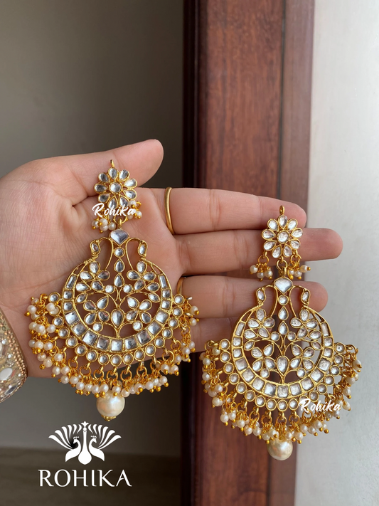 Kavita earrings and maangtikka combo - White