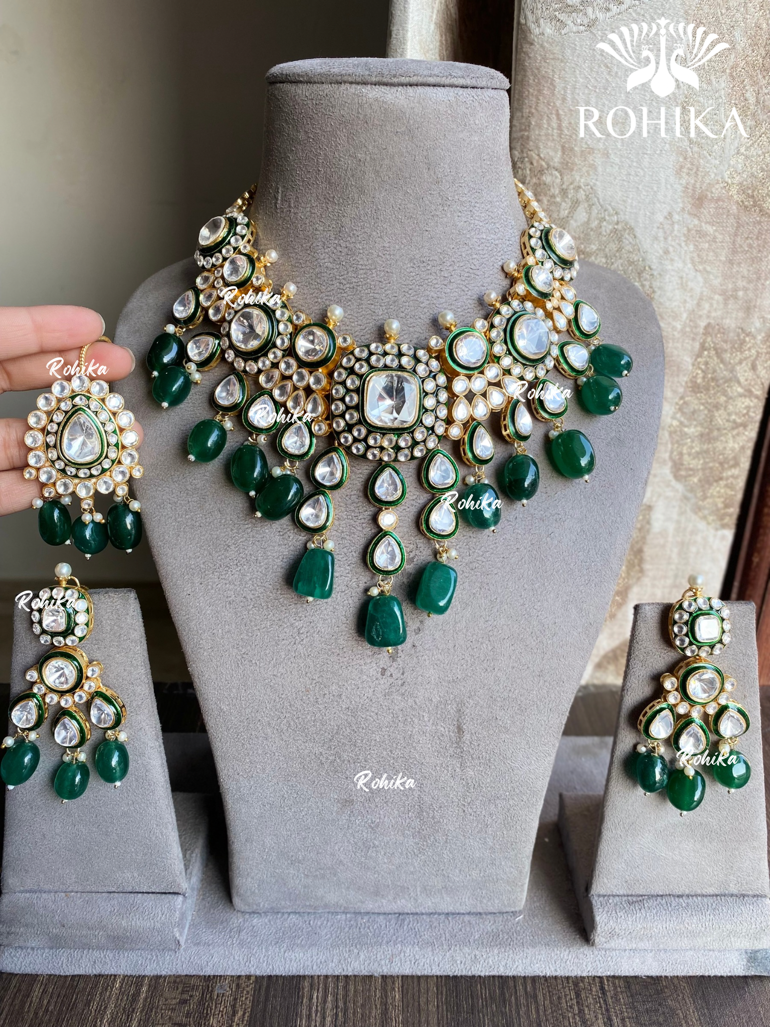 Suhani kundan necklace set - Dark green