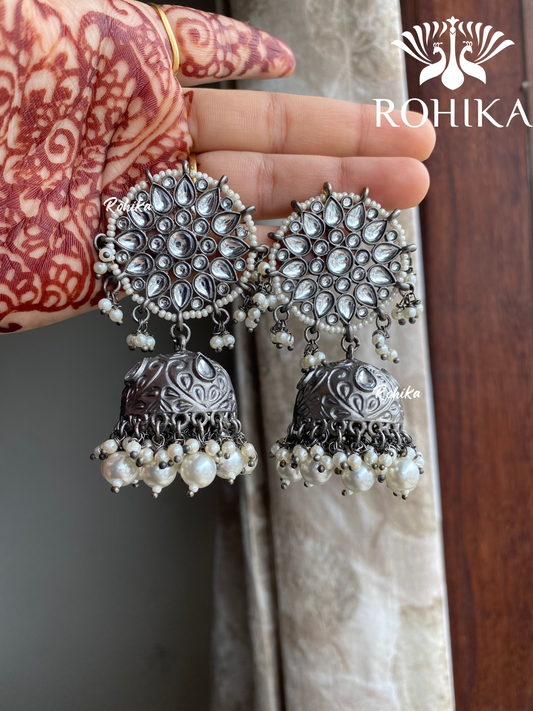 Shyamli oxidized jhumka earrings (001) - White 