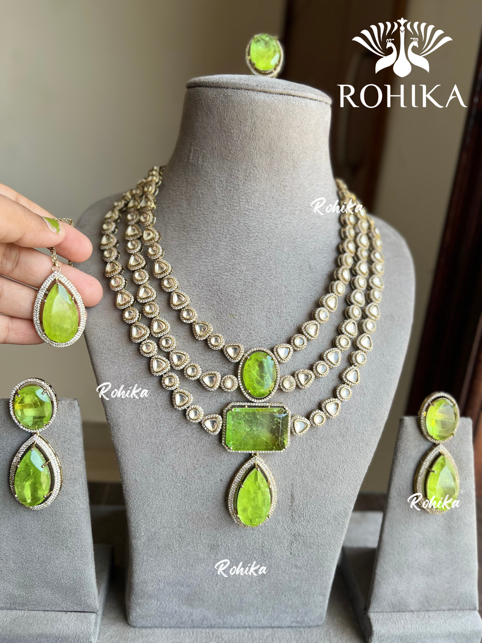 Aamna doublet stone necklace set - Parrot/light green