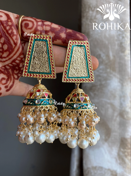 Suchi beautiful earrings - Red & rama green