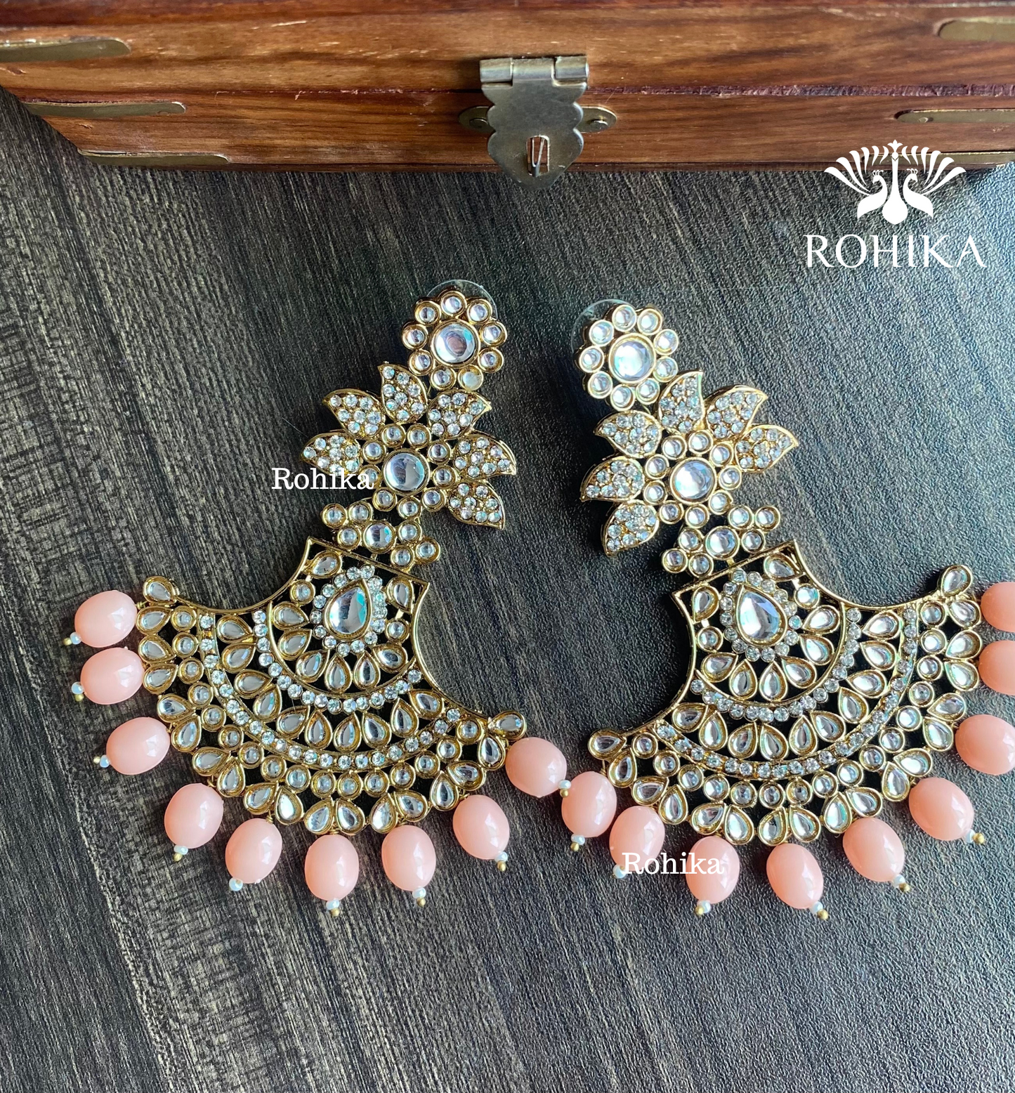 Sparkle chandbali earrings - Peach