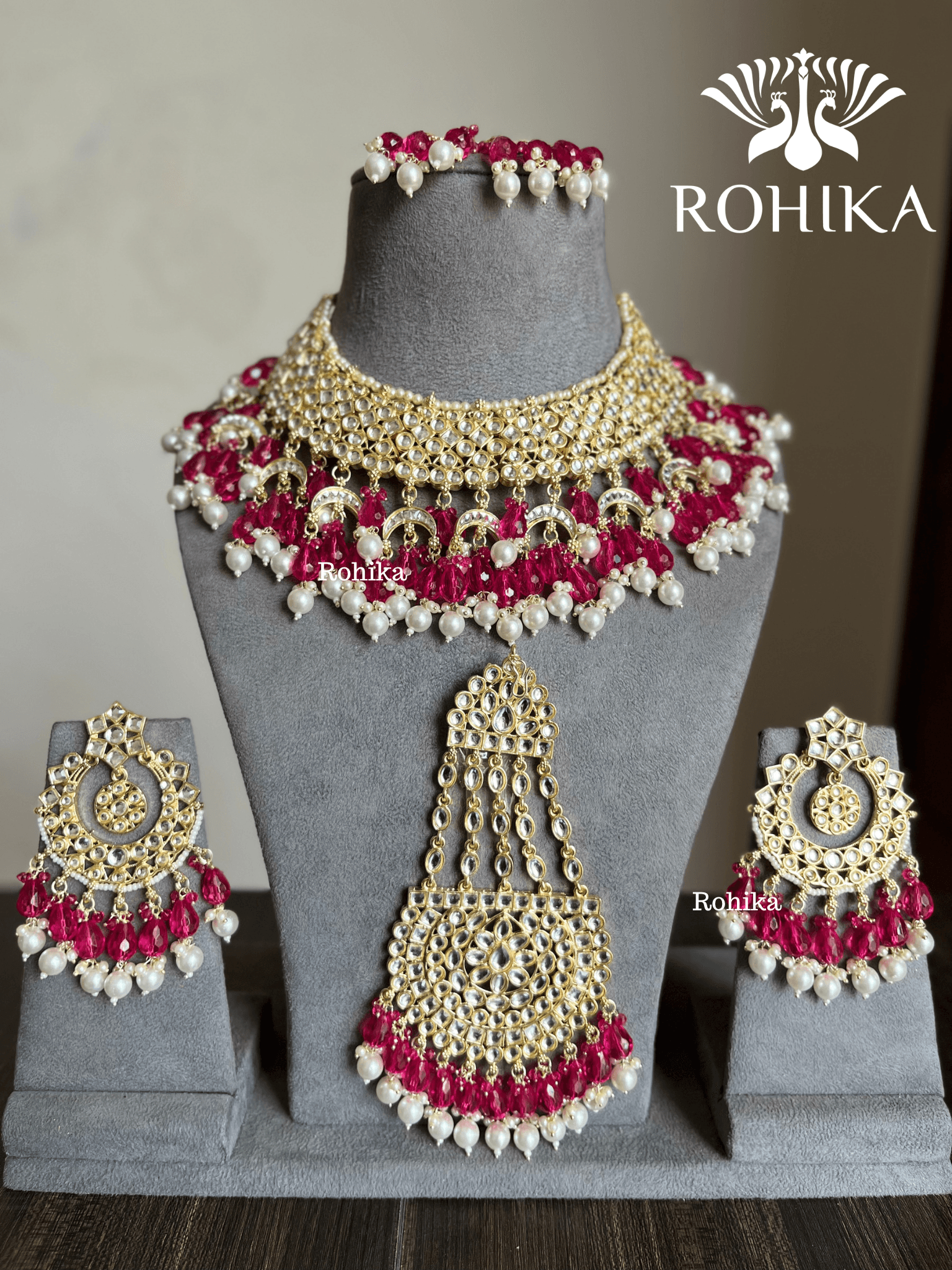 Dark pink discount colour necklace set