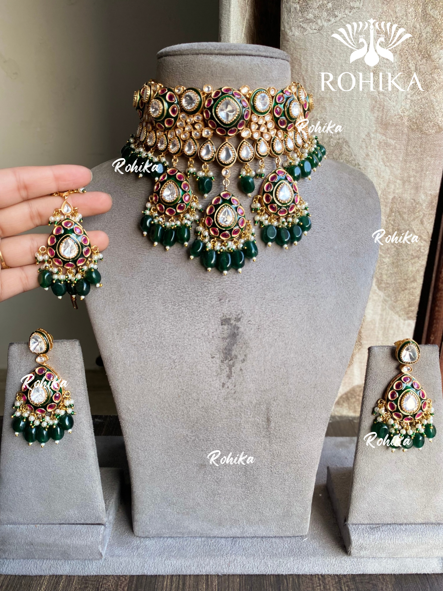 Dharini bikaneri kundan choker set - Dark green