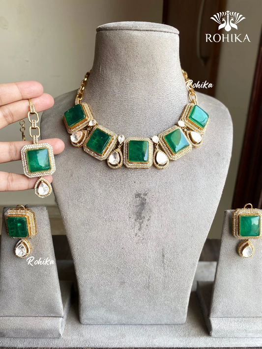 Dhruti polki kundan necklace set - Dark green