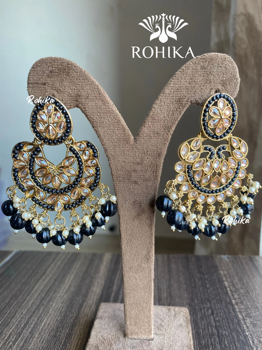 Kanika earrings - Black