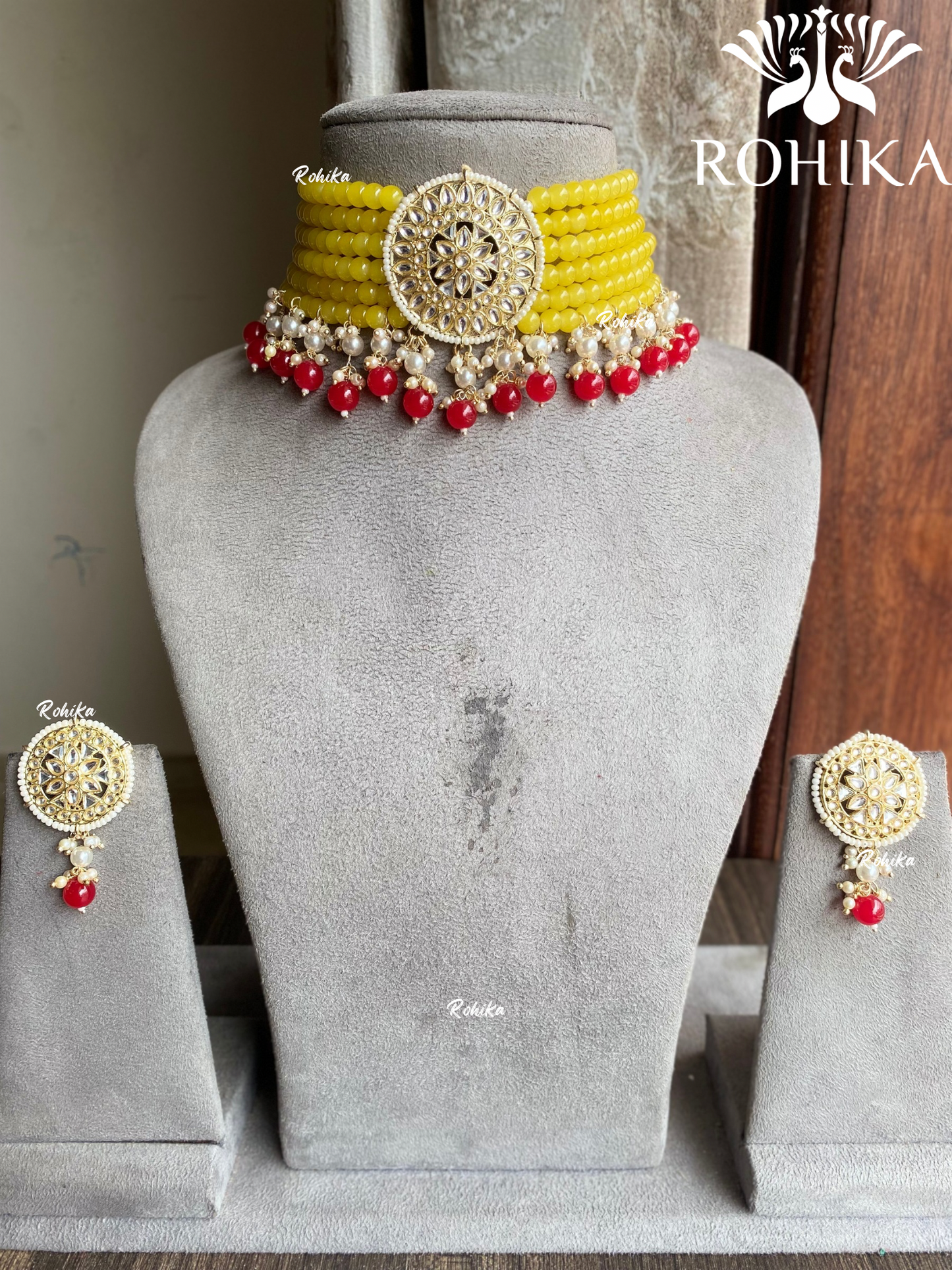 Alka choker set - Yellow & red