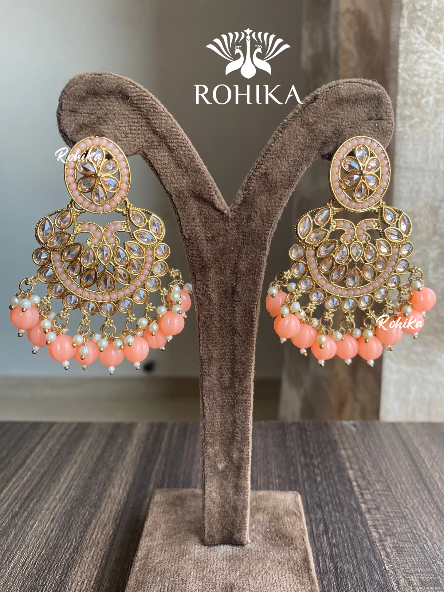 Kanika earrings - Peach