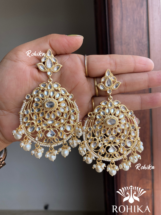 Neema beautiful earrings-white