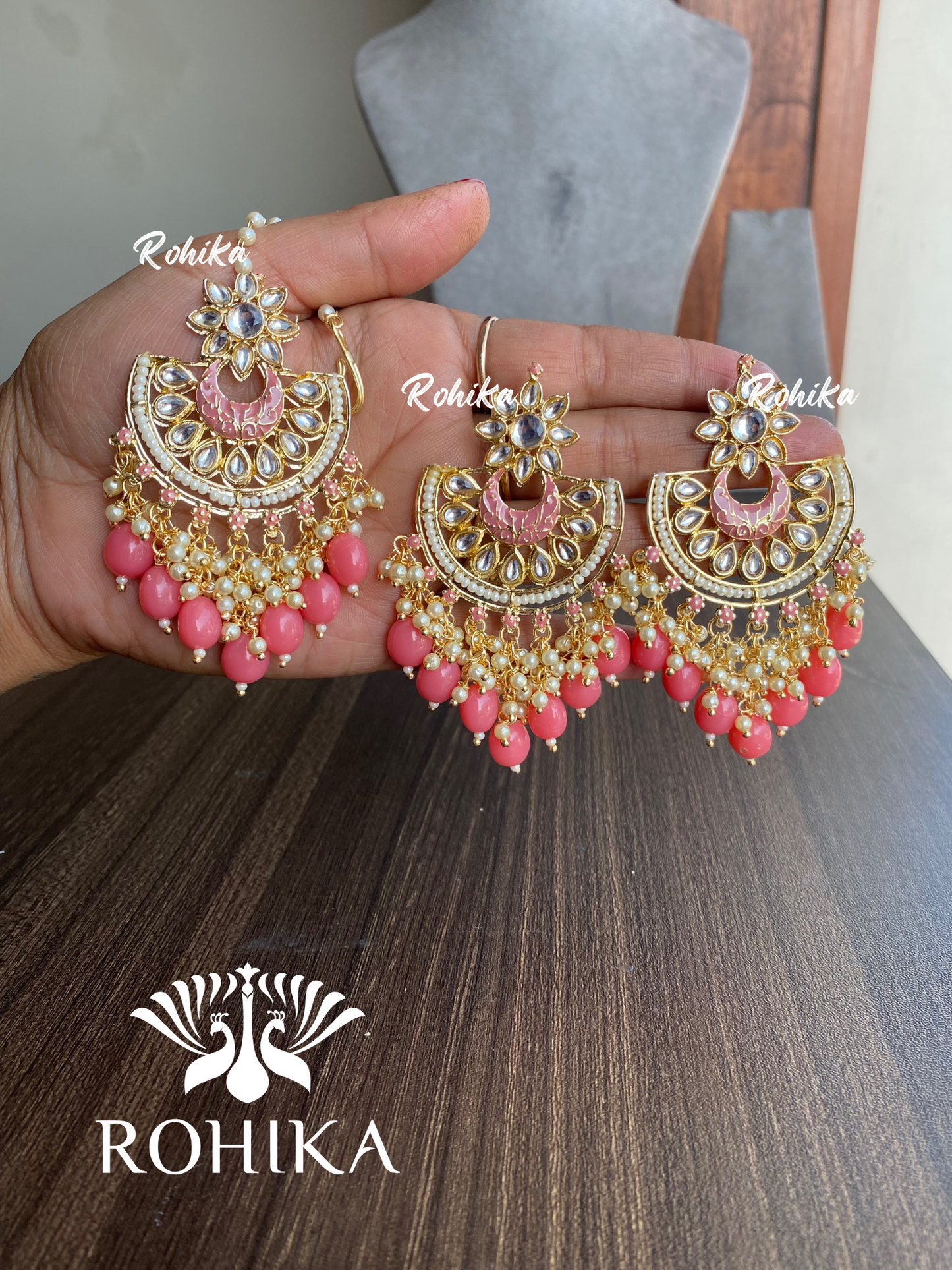 Mohika kundan earring tikka combo-peach & golden