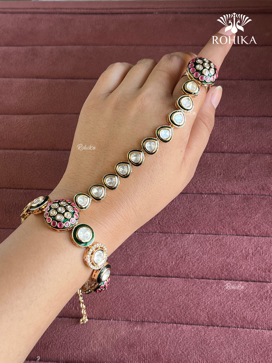 Bikaneri kundan haathphool (HP021) - Green and Ruby Red
