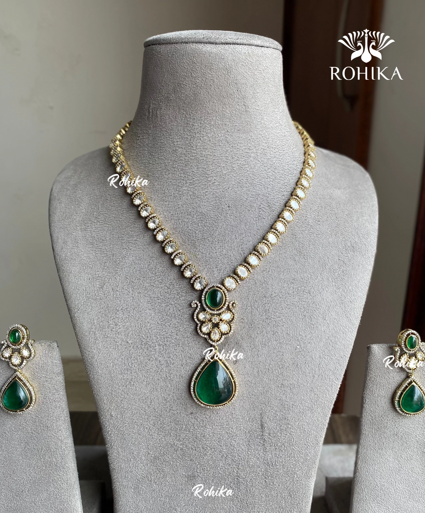 Saira moisinite kundan necklace set - Dark Green