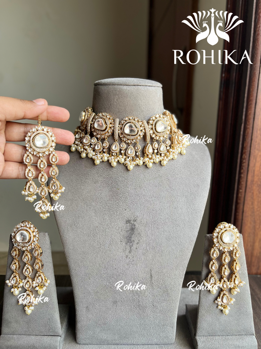 Aamna polki kundan necklace set - White