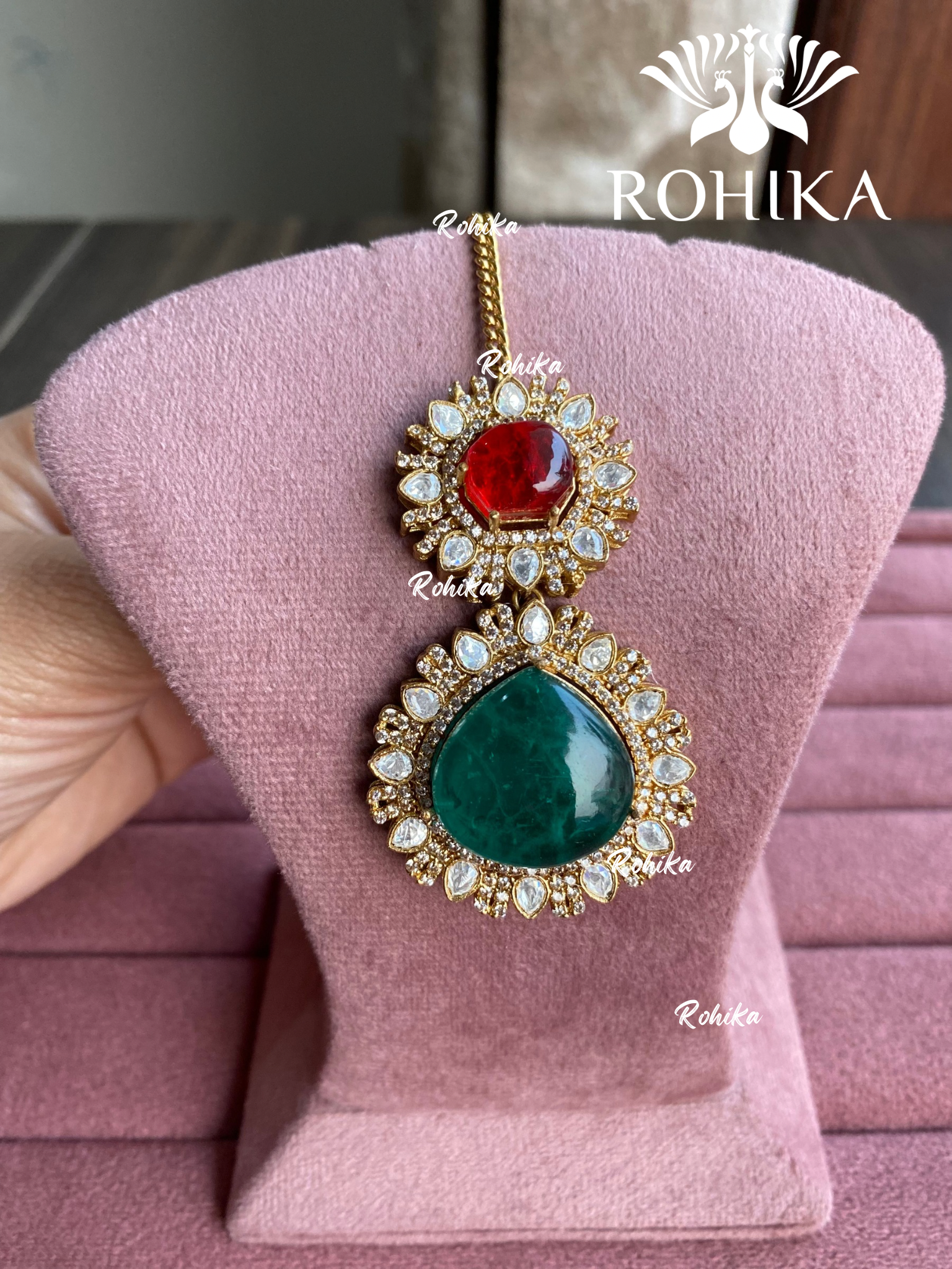 Siya doublet stone maangtikka - Red & dark green