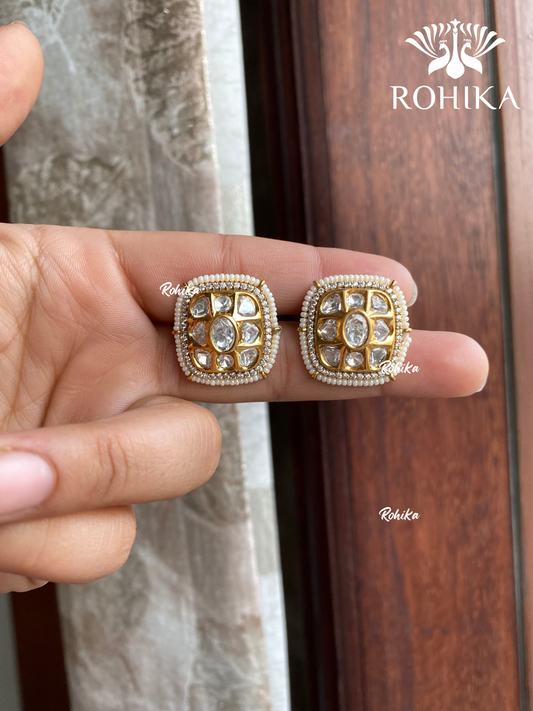 Mehul polki kundan studs earrings - Golden/White