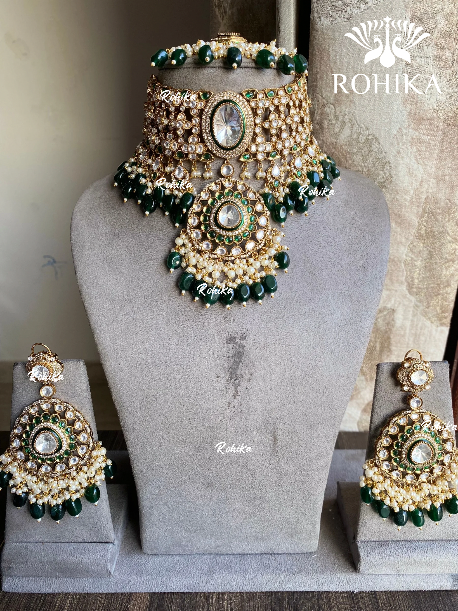 Mriga polki kundan choker set - Dark Green