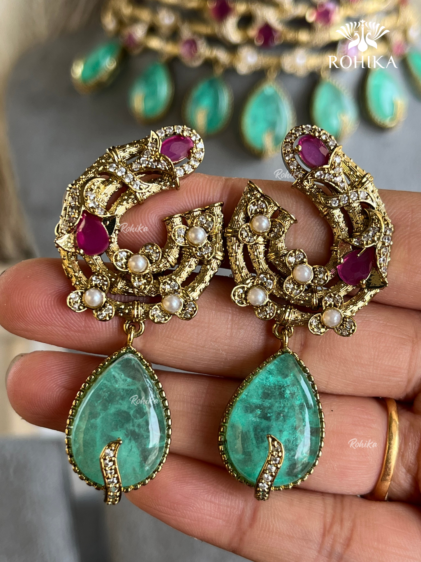 Floral choker set -  Ruby red & mint green