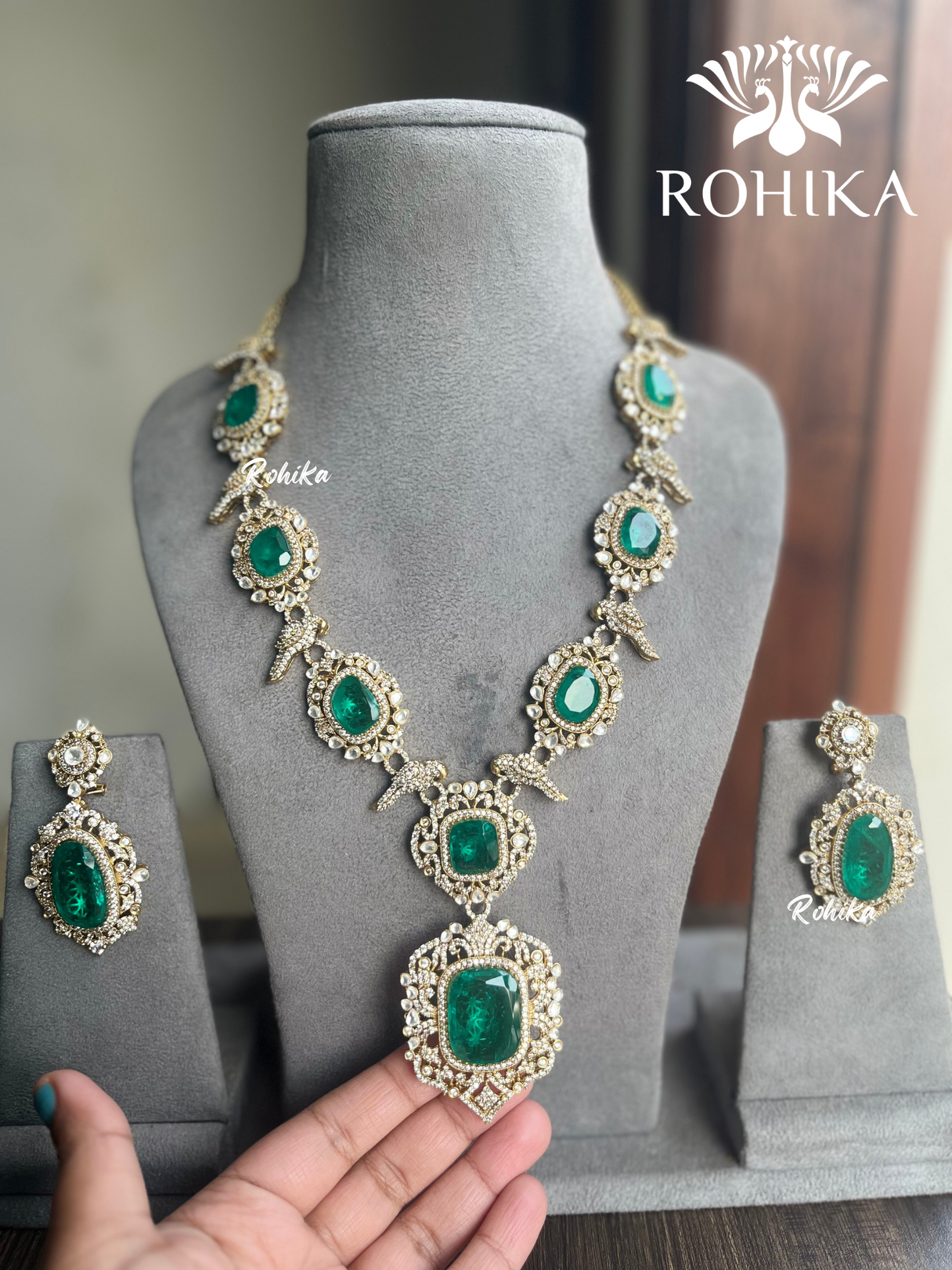 Aashka doublet stone necklace set - dark Green