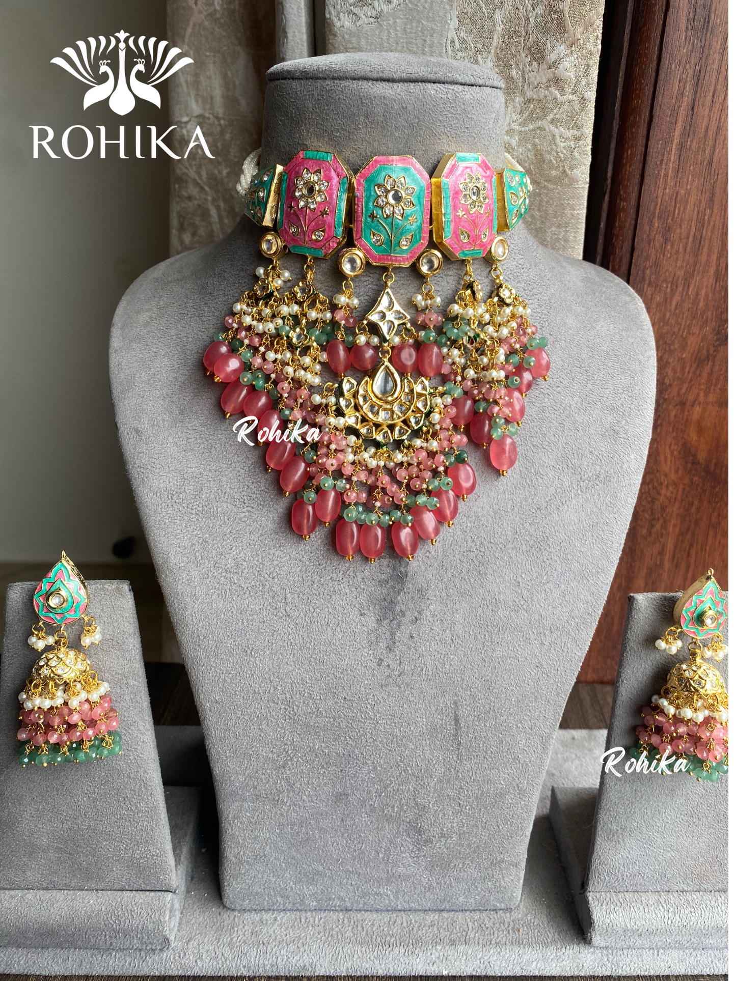 Naina meenakari kundan choker set - Red and mint