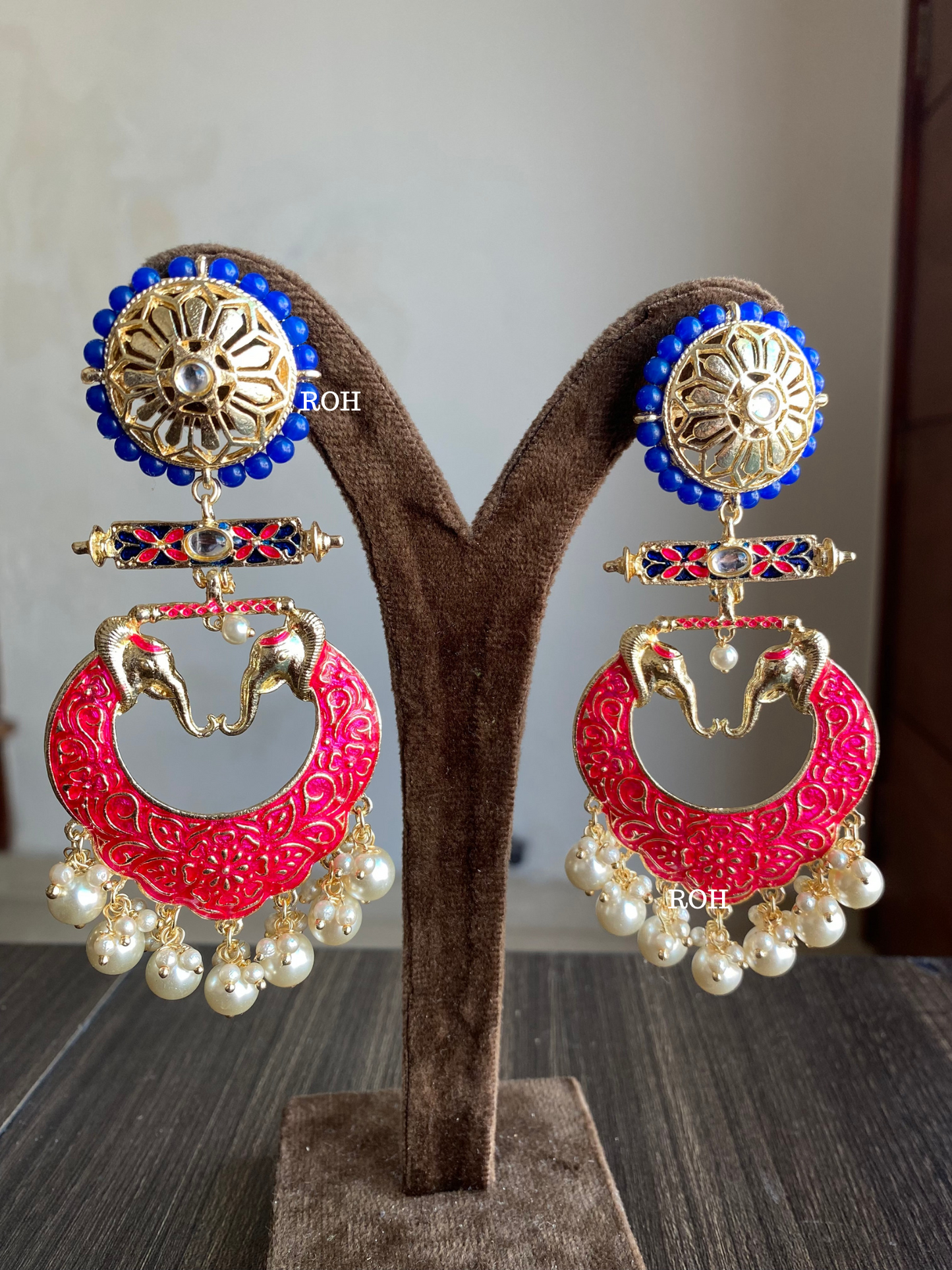 Gaja meenakari earrings - Pink