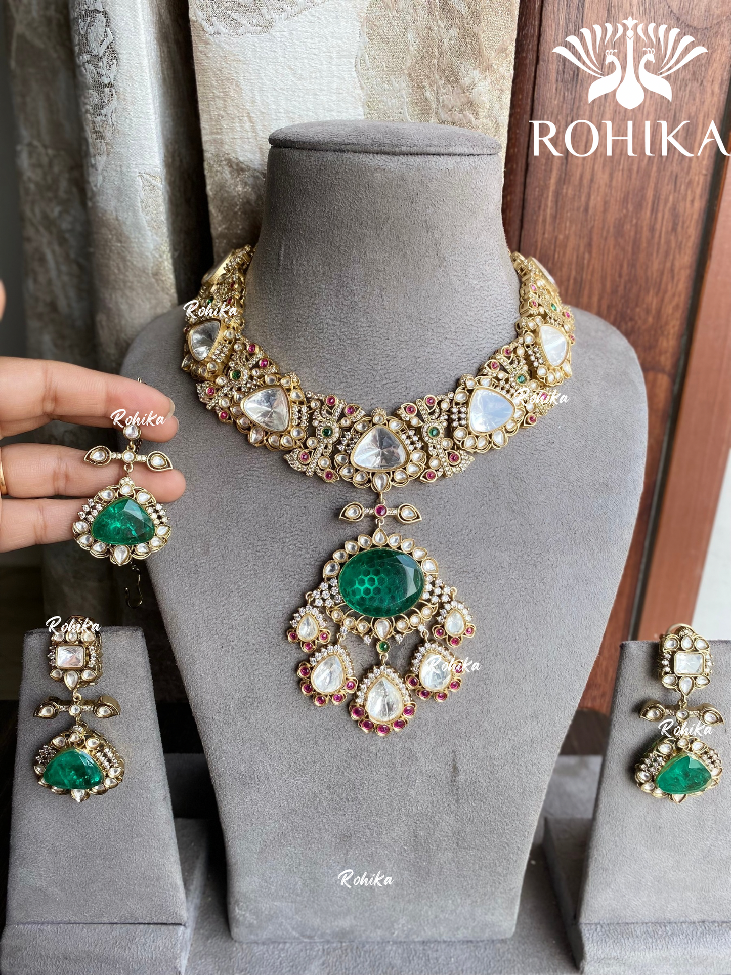 Manya polki kundan necklace set - Dark green