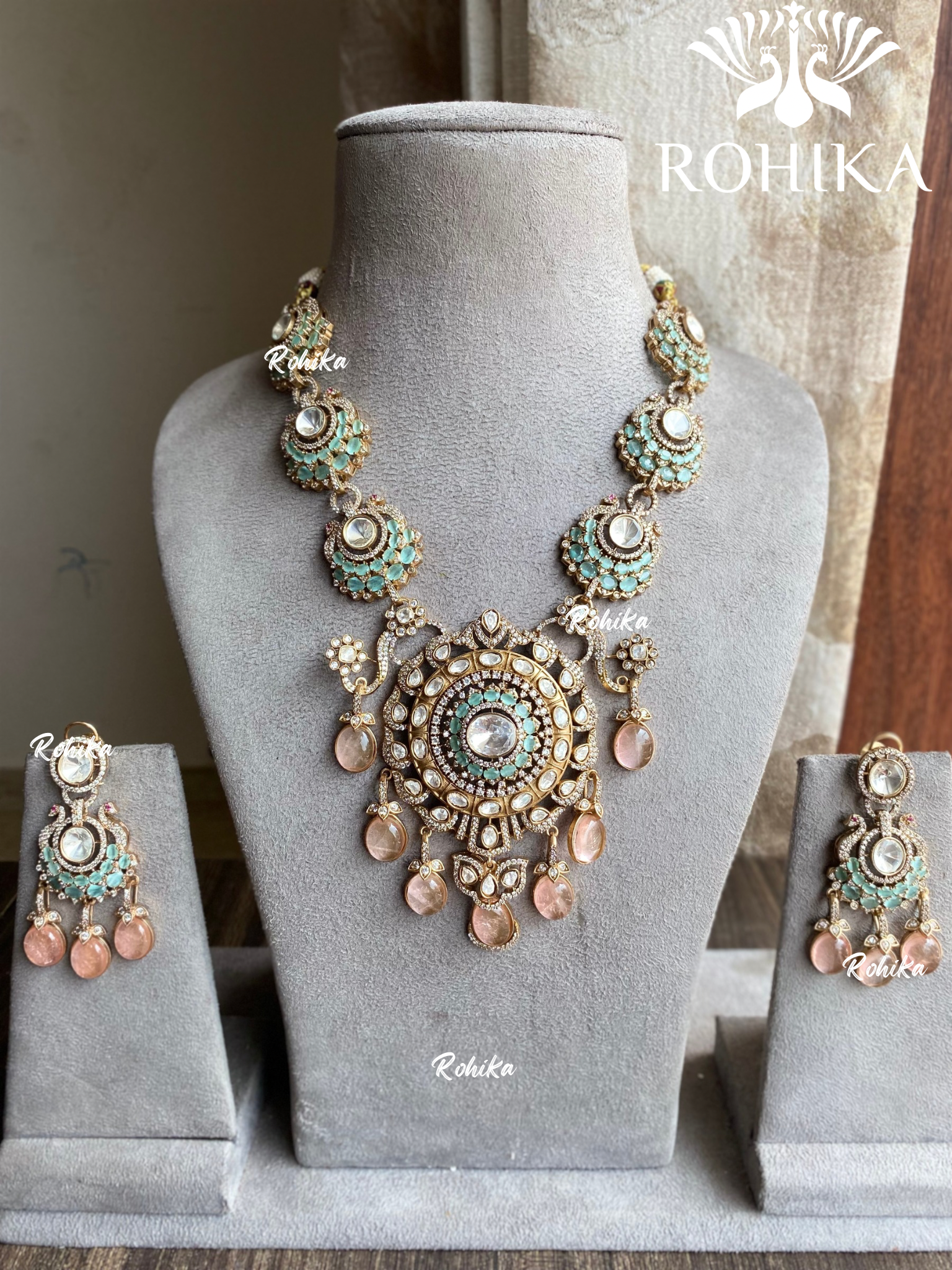 Naveli moisanite necklace set - Peach and Mint