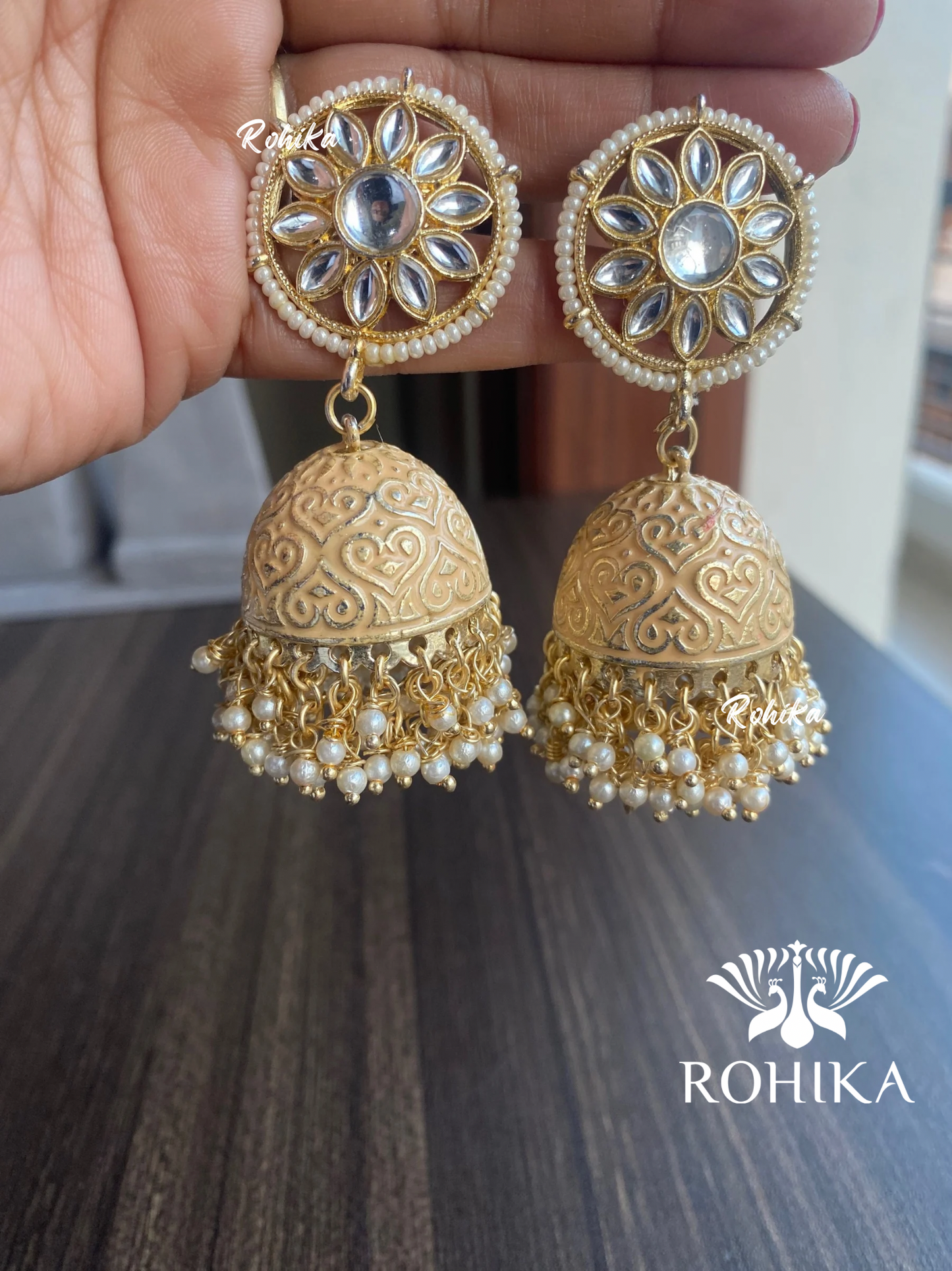 Bhoomi jhumka earnings - Cream